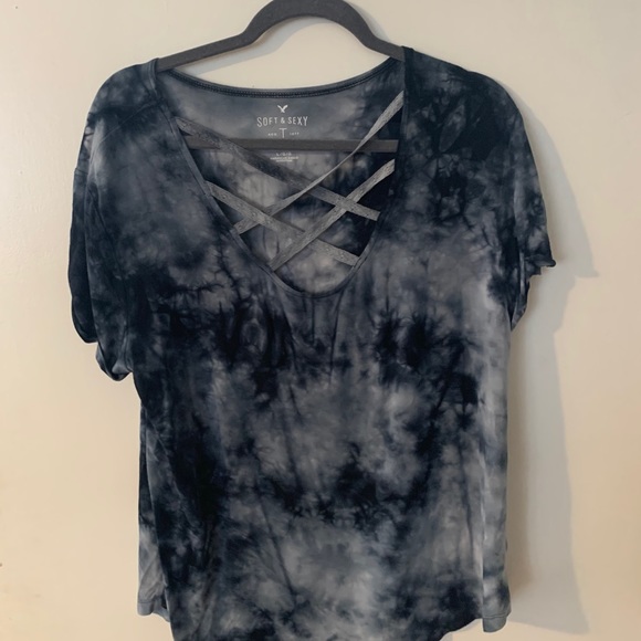 Cute top - Picture 2 of 2